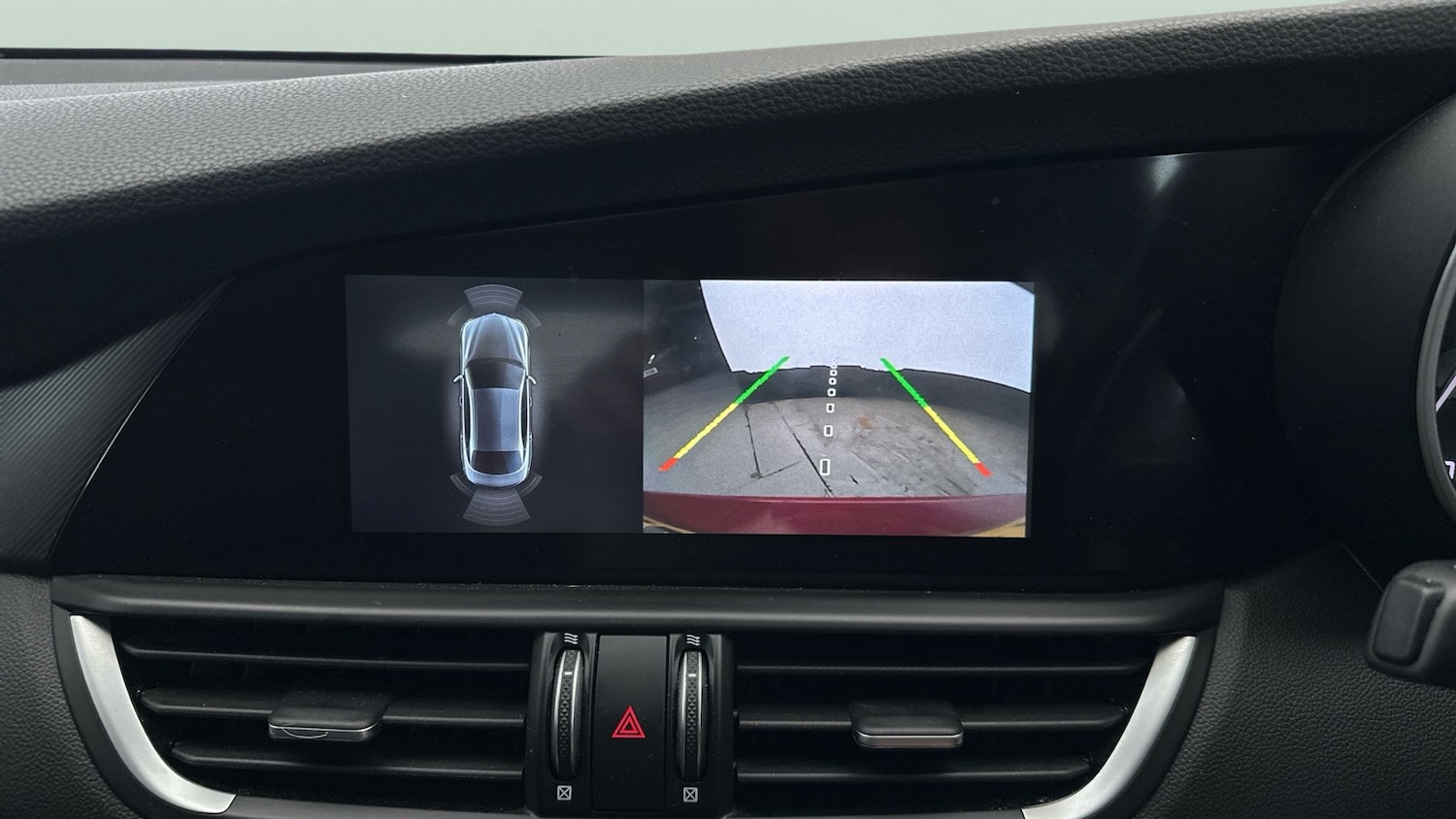 Used Alfa Romeo Giulia 2022 for sale - 77300848: Photo 13