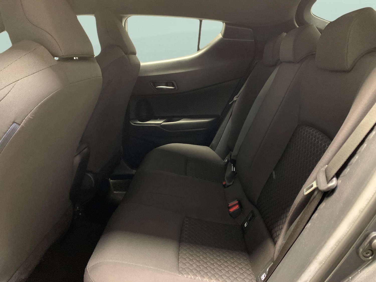 Used Toyota C-HR 2022 for sale - 76402987: Photo 29