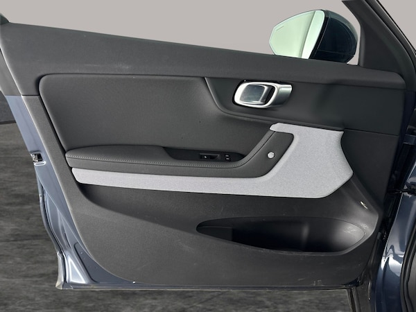 Used Polestar Polestar 2 2024 for sale - 76207298: Photo 41