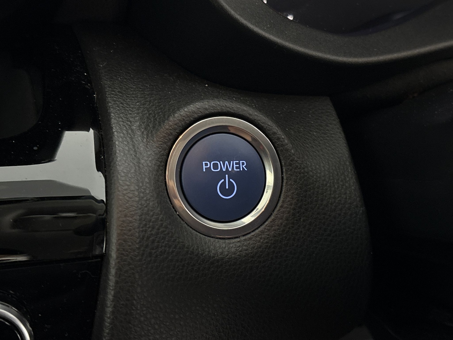 Used Toyota Yaris Cross 2023 for sale - 76392120: Photo 28