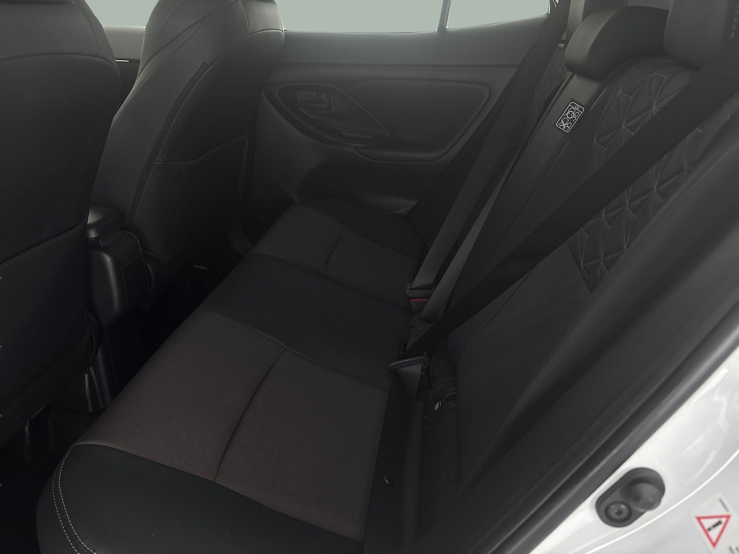 Used Toyota Yaris Cross 2023 for sale - 76392120: Photo 39