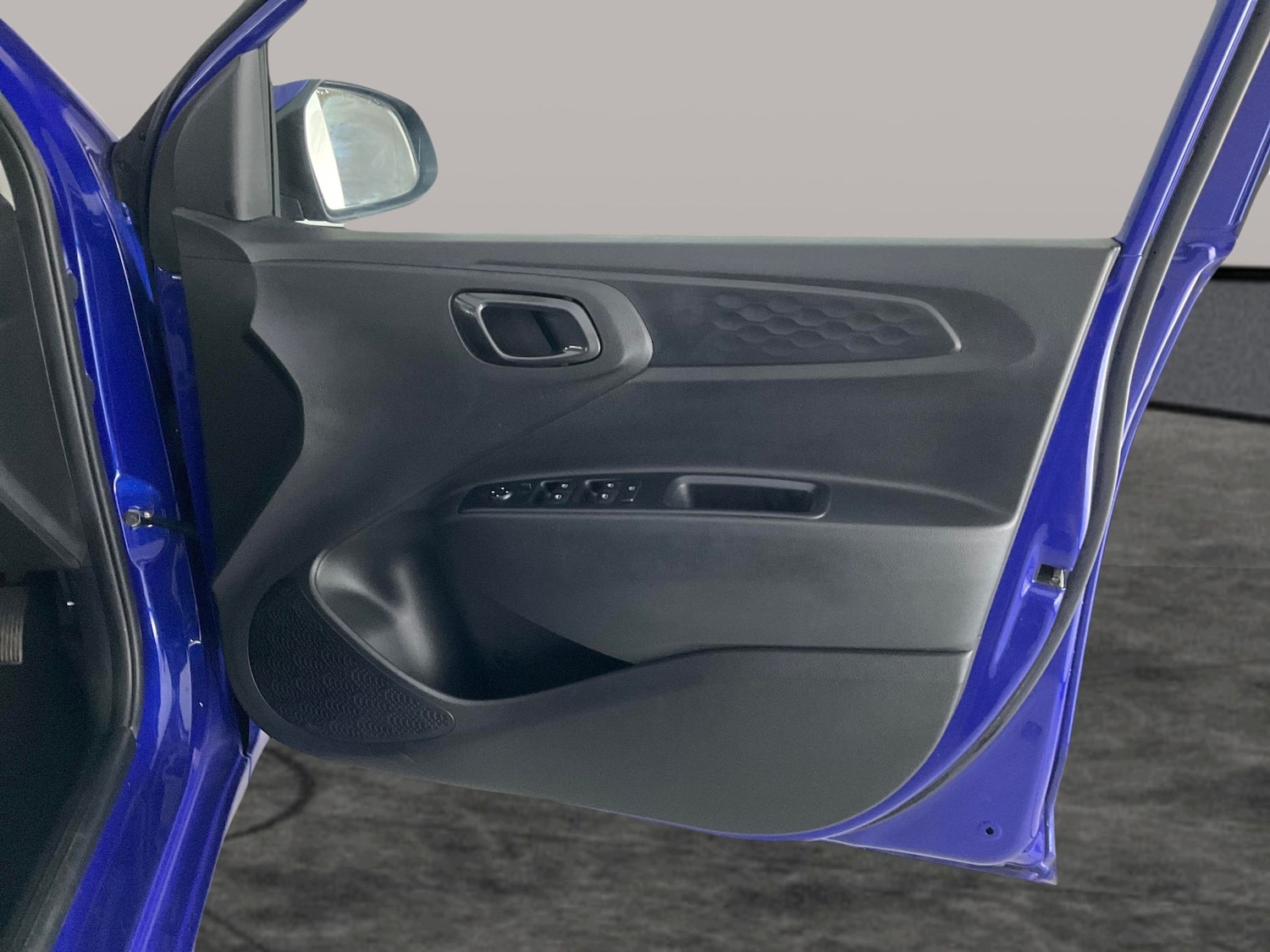 Used Hyundai i10 2022 for sale - 77221432: Photo 24