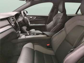 Used Volvo V60 2021 for sale - 74948780: Photo