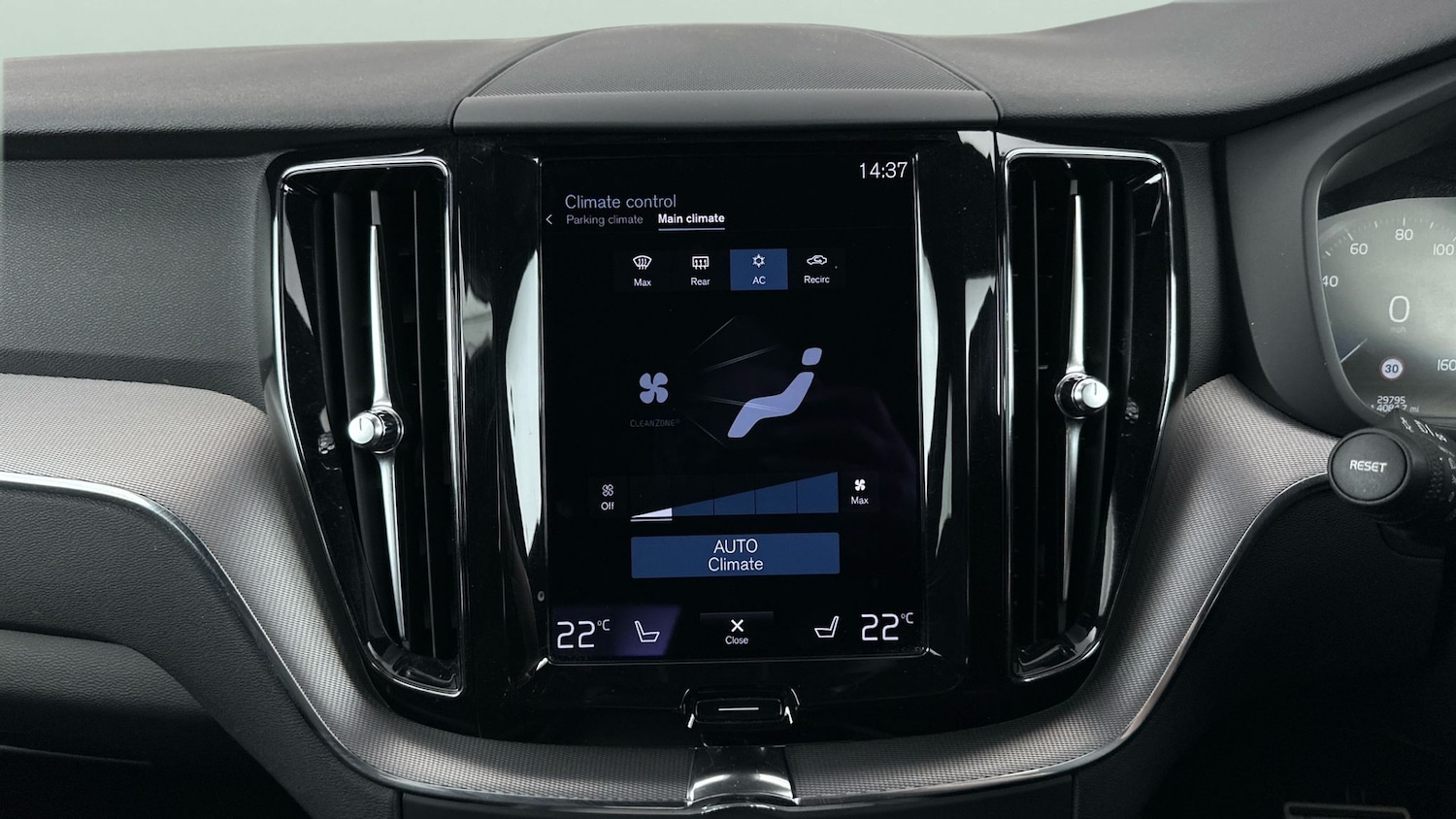Used Volvo XC60 2021 for sale - 76046340: Photo 19