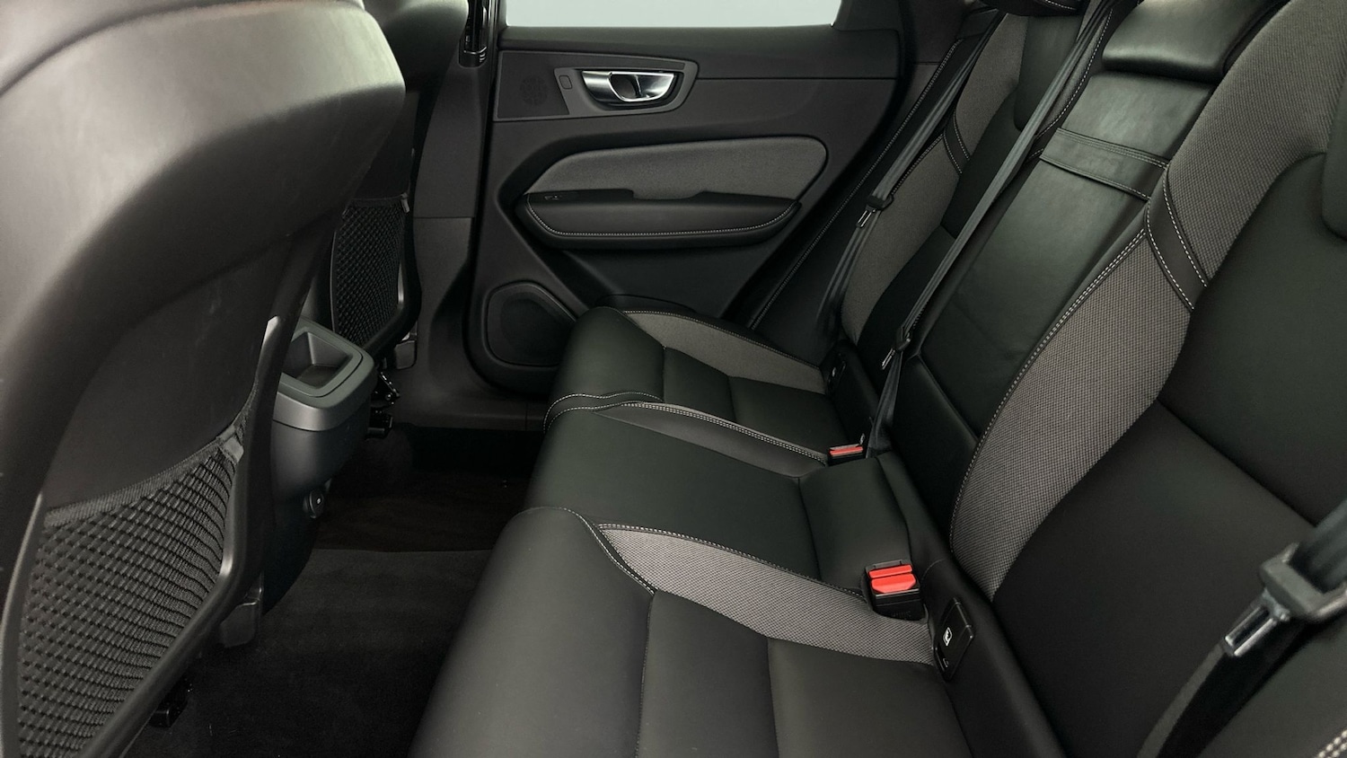 Used Volvo XC60 2021 for sale - 76046340: Photo 34