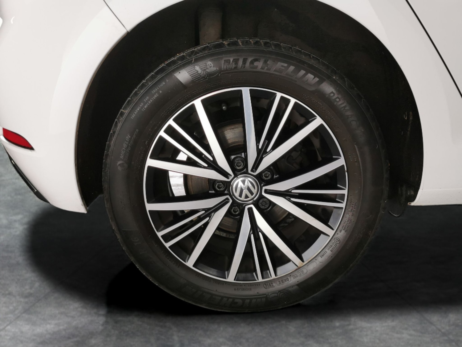 Used Volkswagen Golf 2018 for sale - 77240677: Photo 23