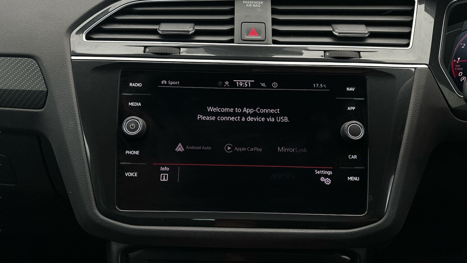 Used Volkswagen Tiguan for sale - 76464281: Photo 27