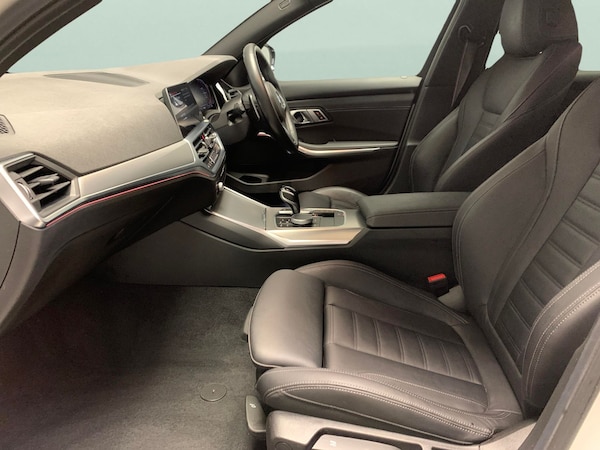 Used BMW 3 Series 2021 for sale - 76300642: Photo 4