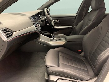 Used BMW 3 Series 2021 for sale - 76300642: Photo 4