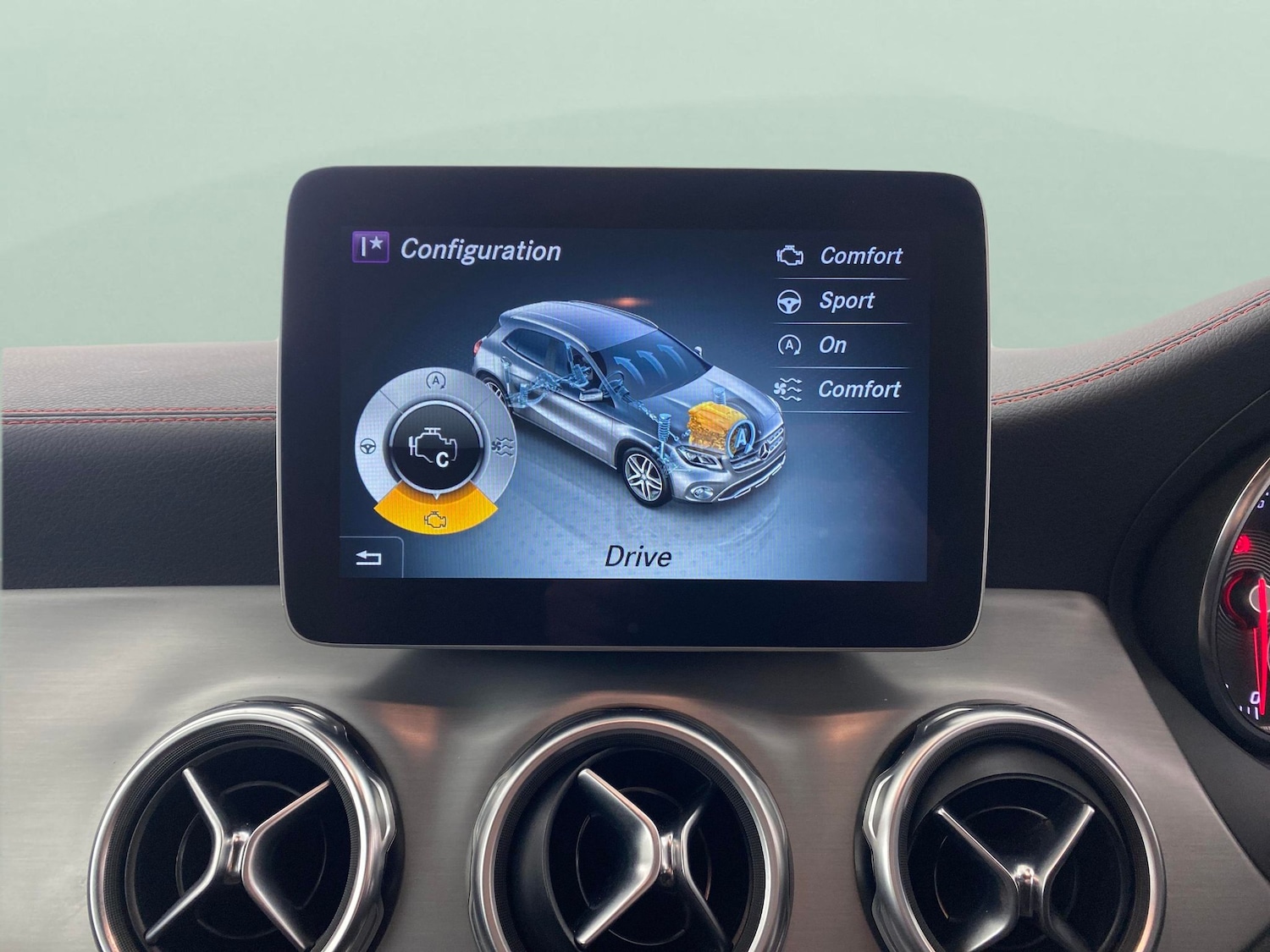 Used Mercedes-Benz GLA 2018 for sale - 76819015: Photo 16