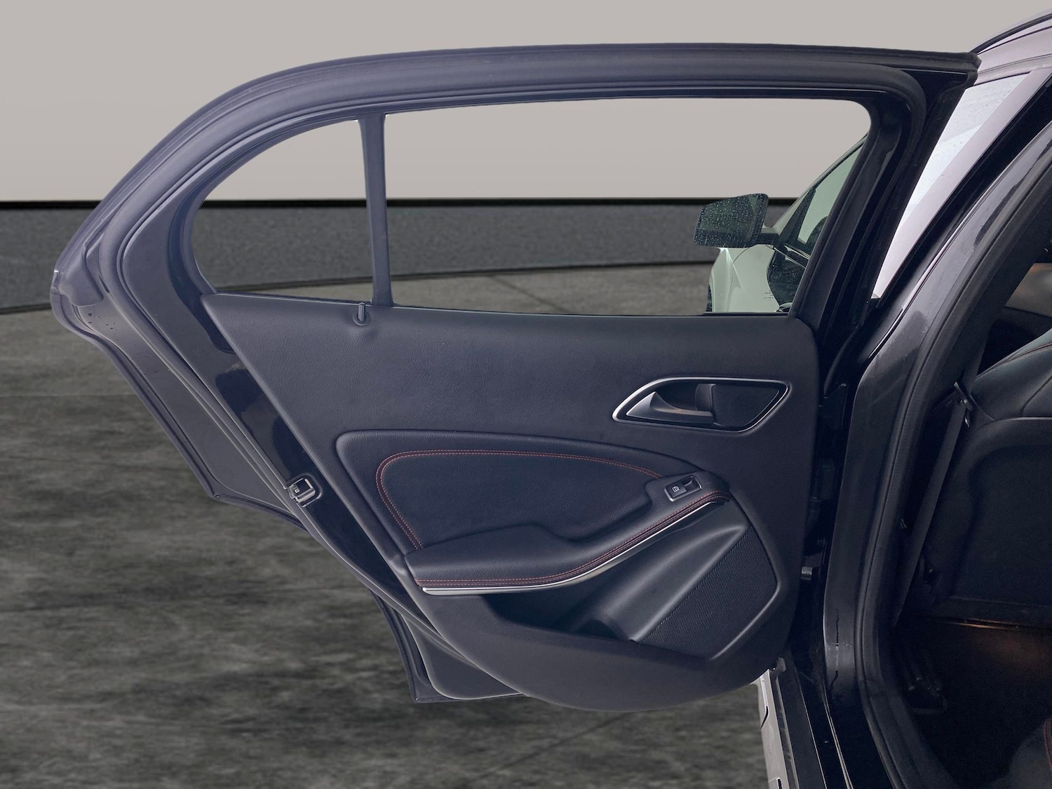 Used Mercedes-Benz GLA 2018 for sale - 76819015: Photo 25