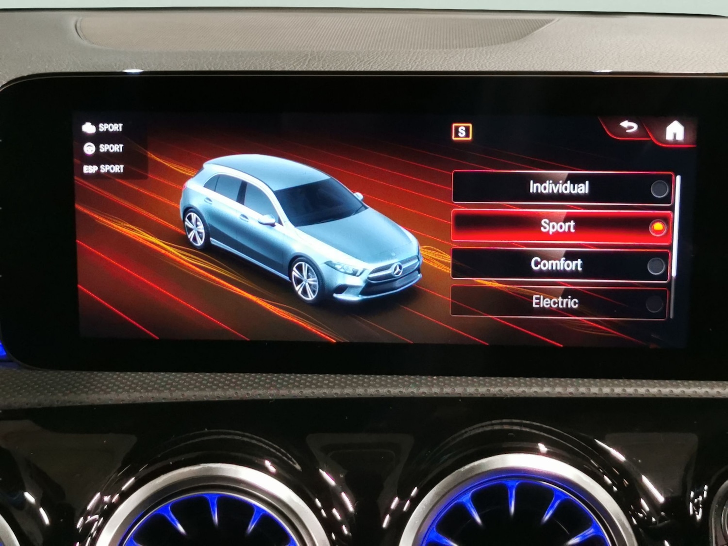 Used Mercedes-Benz A-Class 2022 for sale - 77234277: Photo 17