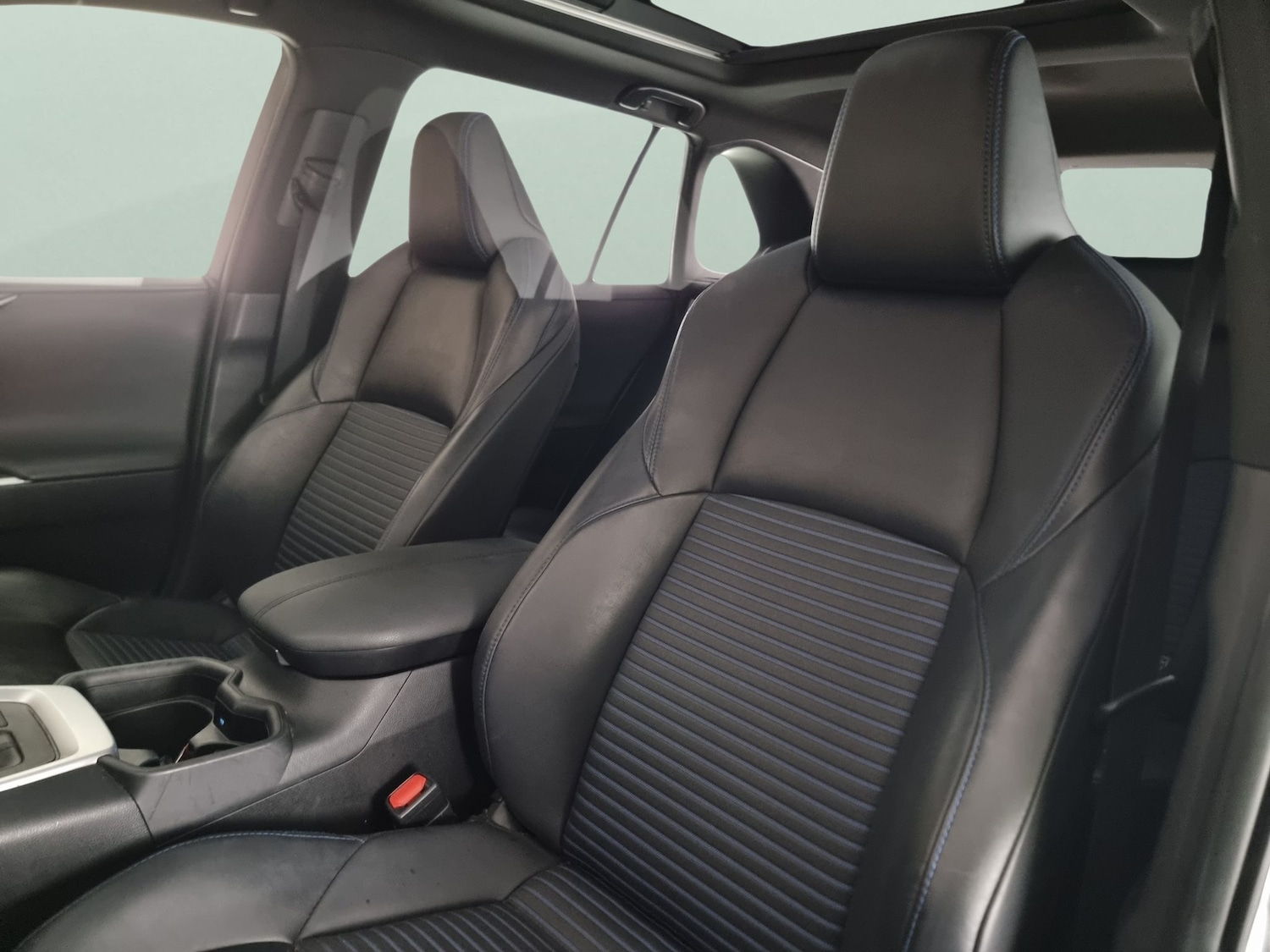 Used Toyota RAV4 2020 for sale - 77034160: Photo 14