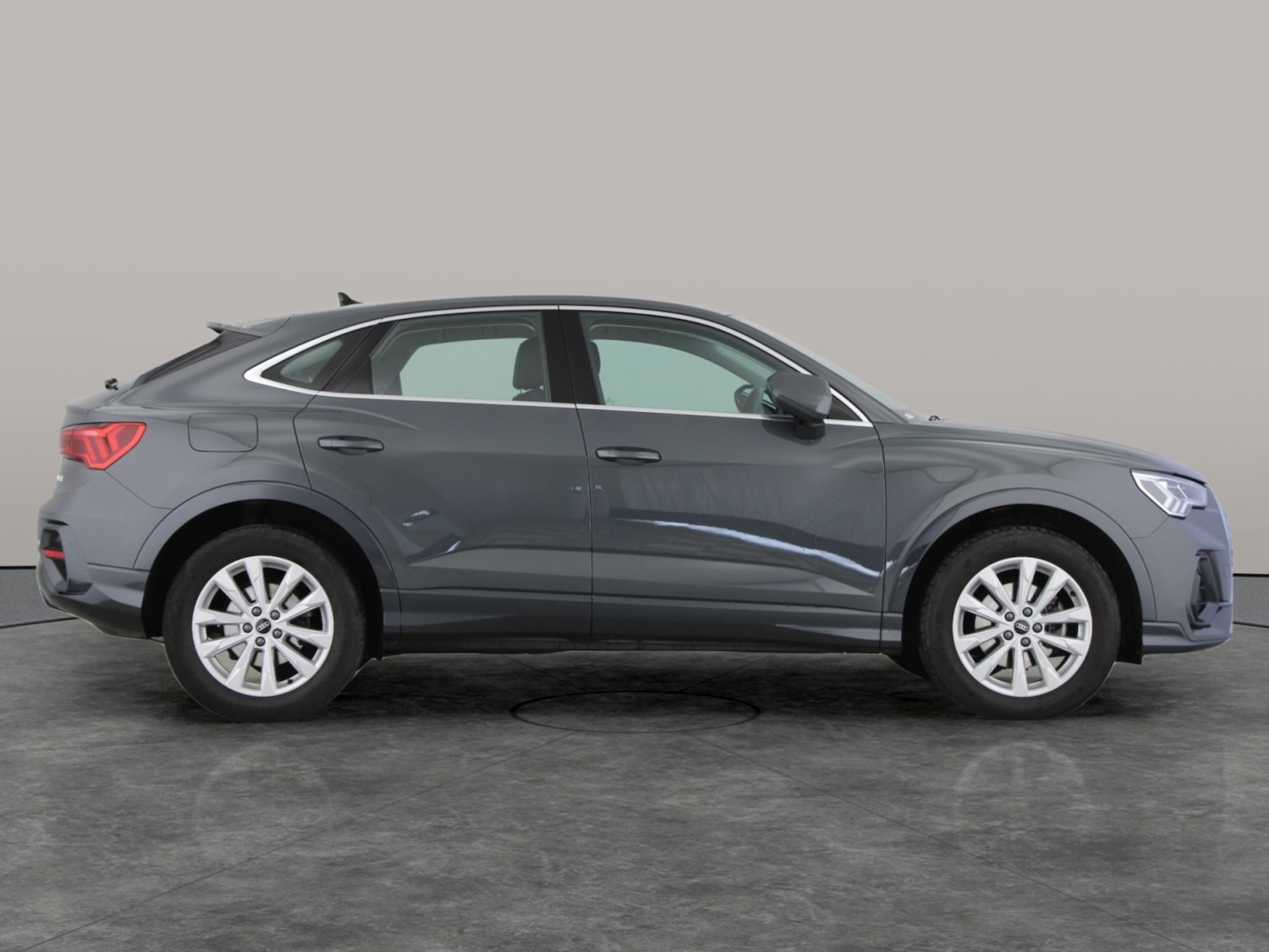 Used Audi Q3 2022 for sale - 76845821: Photo 9