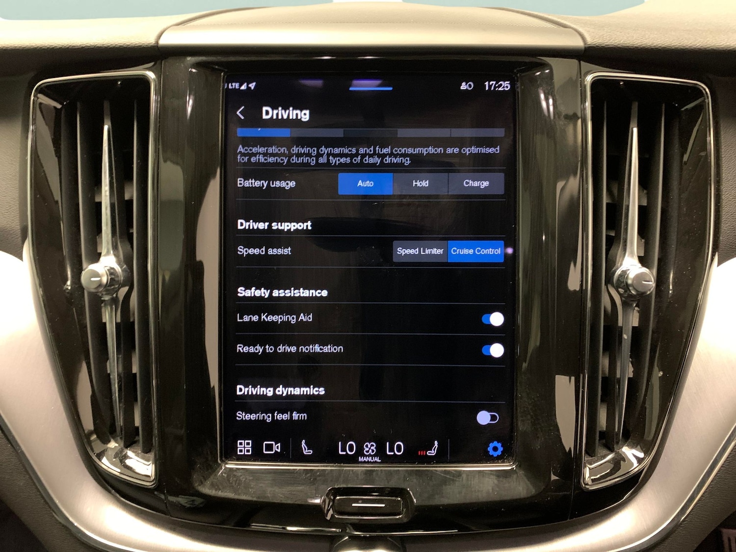 Used Volvo XC60 2021 for sale - 76415530: Photo 26