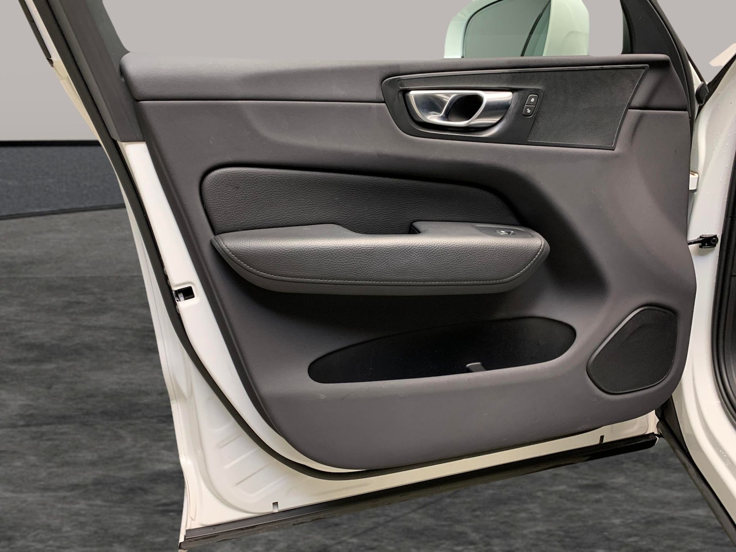 Used Volvo XC60 2021 for sale - 76415530: Photo 32