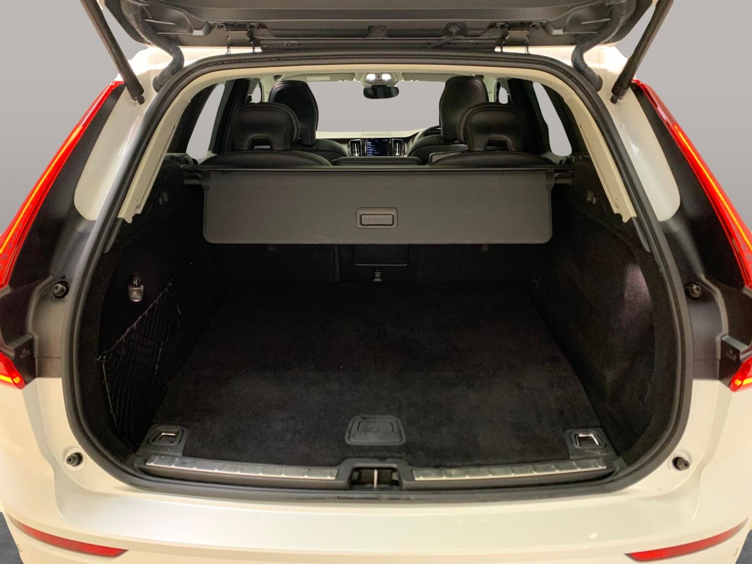 Used Volvo XC60 2021 for sale - 76415530: Photo 41