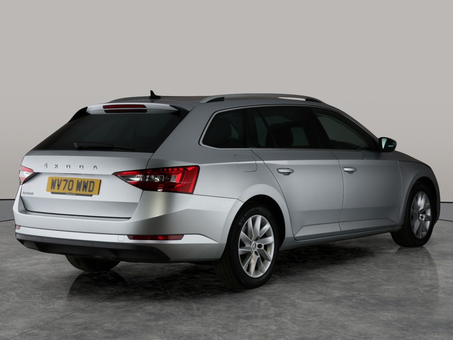 Used Skoda Superb 2020 for sale - 76177481: Photo 12