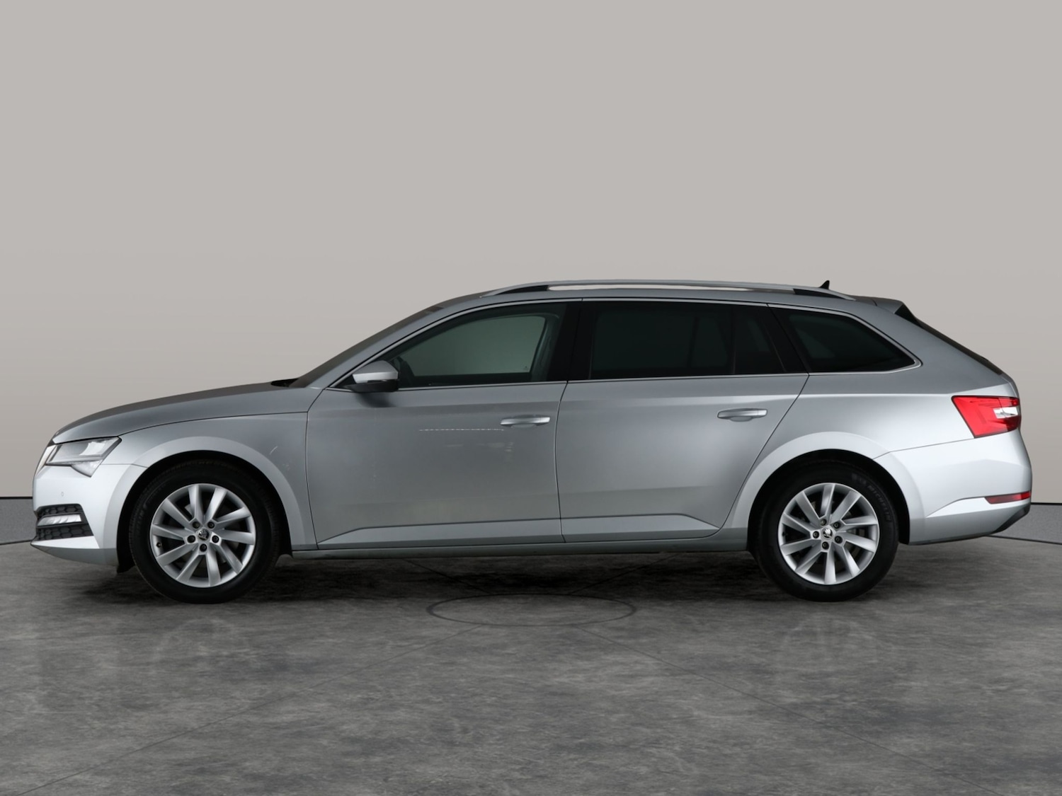 Used Skoda Superb 2020 for sale - 76177481: Photo 16