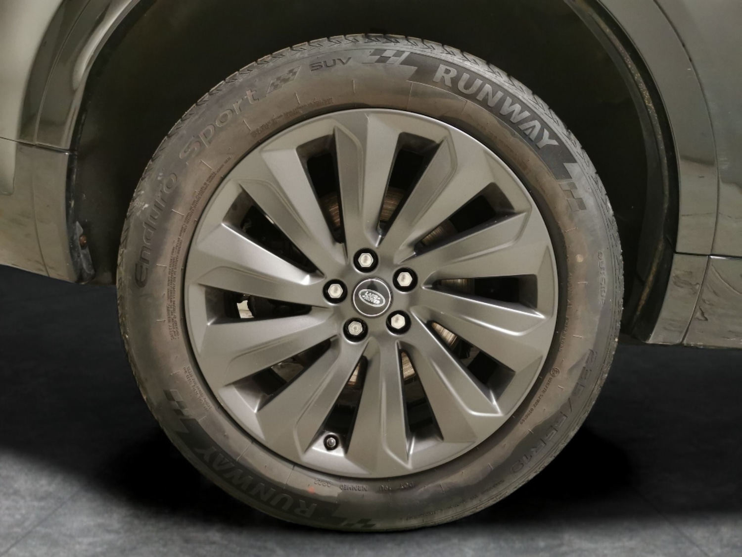 Used Land Rover Discovery Sport 2019 for sale - 76452514: Photo 31