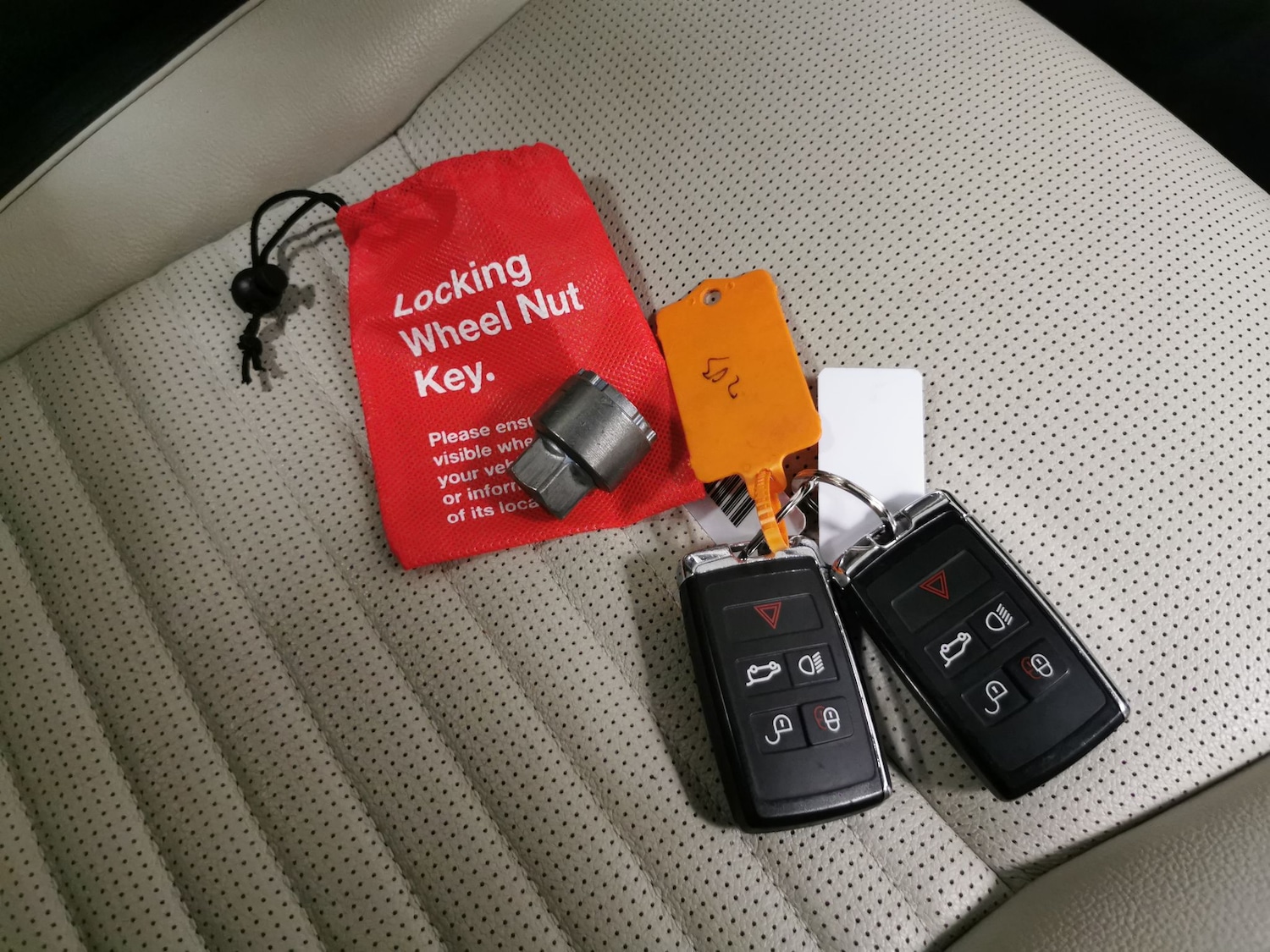 Used Land Rover Discovery Sport 2019 for sale - 76452514: Photo 38