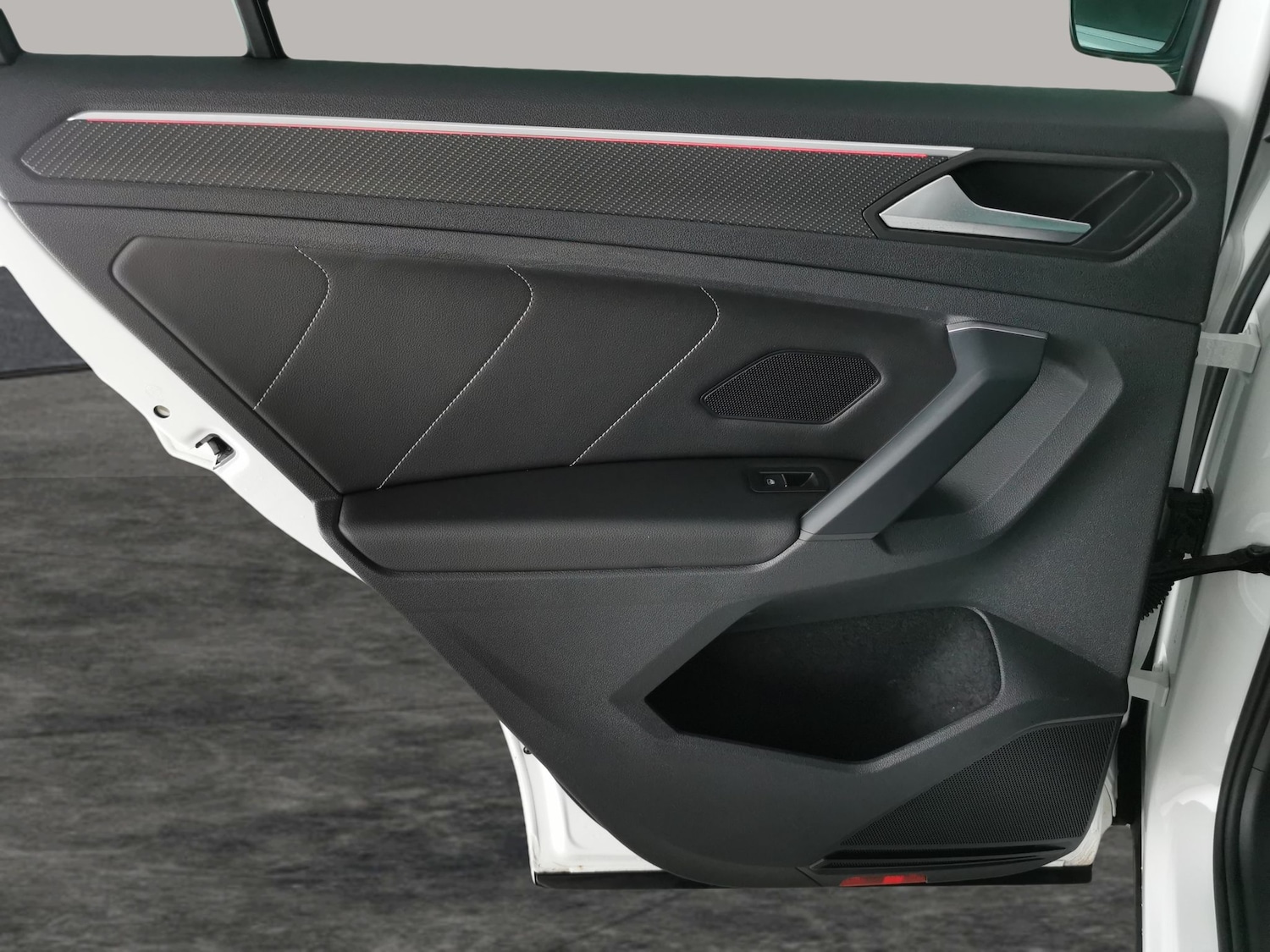 Used Volkswagen Tiguan 2023 for sale - 76464261: Photo 34