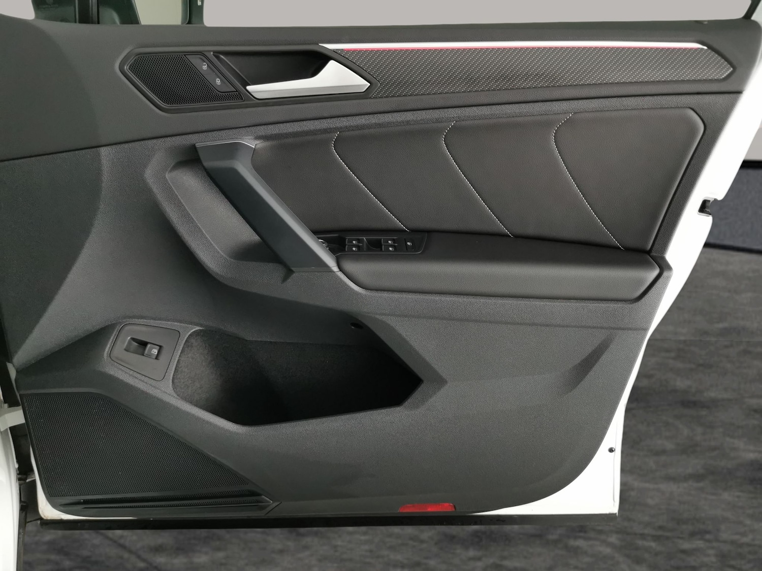 Used Volkswagen Tiguan 2023 for sale - 76464261: Photo 37