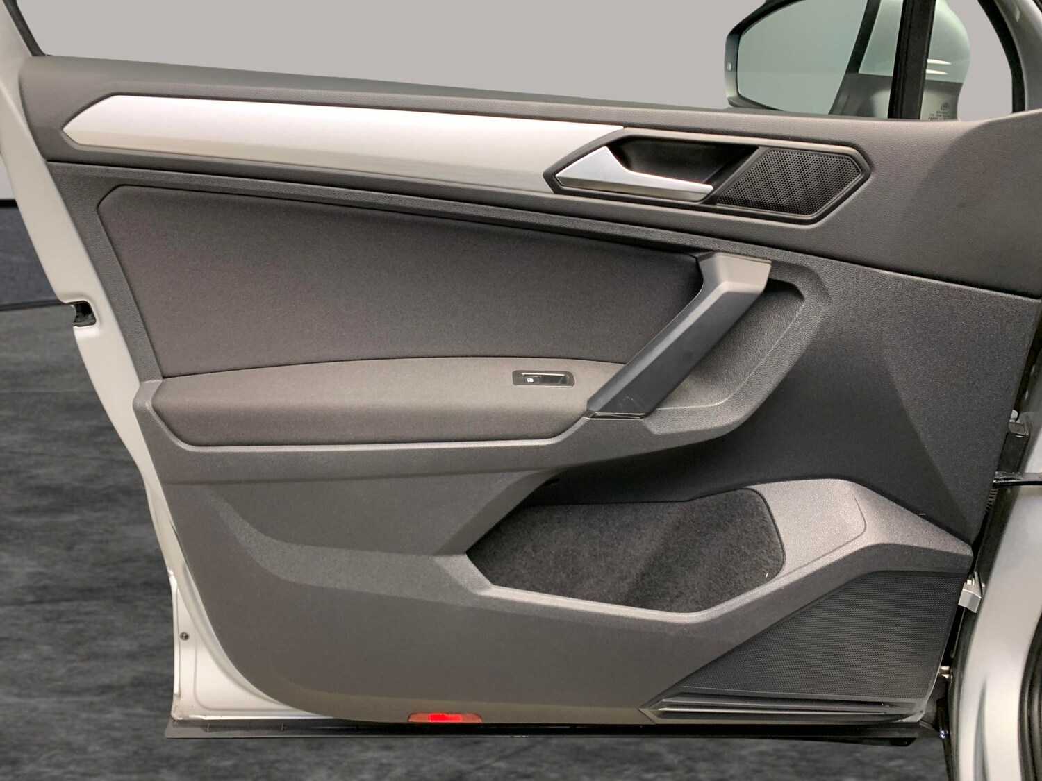 Used Volkswagen Tiguan 2019 for sale - 77432346: Photo 25