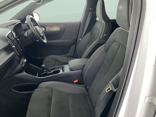 Used Volvo XC40 2022 for sale - 76303170: Photo 21