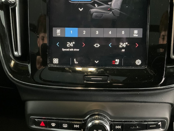 Used Volvo XC40 2022 for sale - 76303170: Photo 22