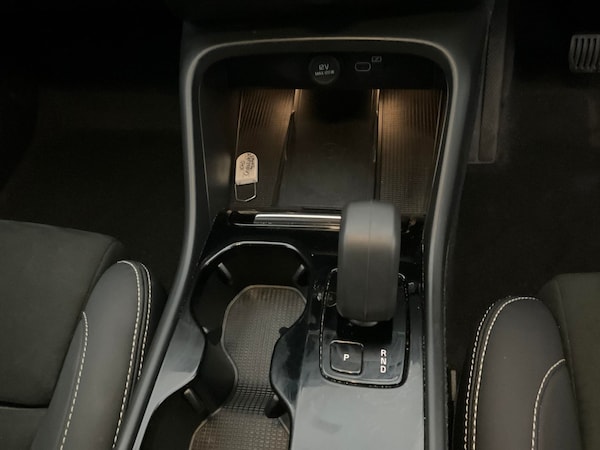 Used Volvo XC40 2022 for sale - 76303170: Photo 29