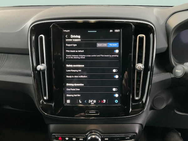 Used Volvo XC40 2022 for sale - 76303170: Photo 33
