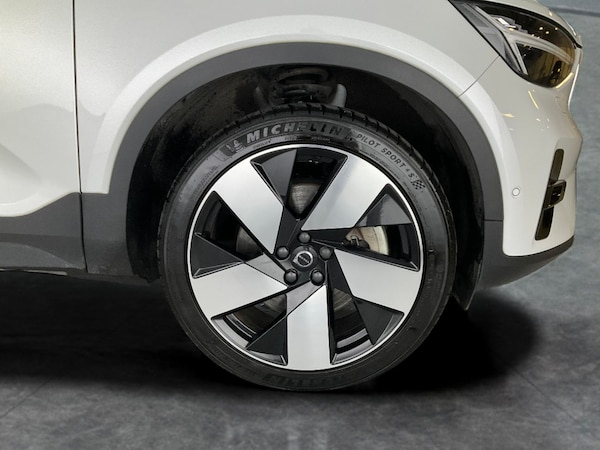 Used Volvo XC40 2022 for sale - 76303170: Photo 35