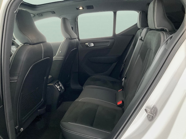 Used Volvo XC40 2022 for sale - 76303170: Photo 38