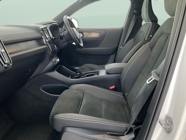 Used Volvo XC40 2022 for sale - 76303170: Photo 5