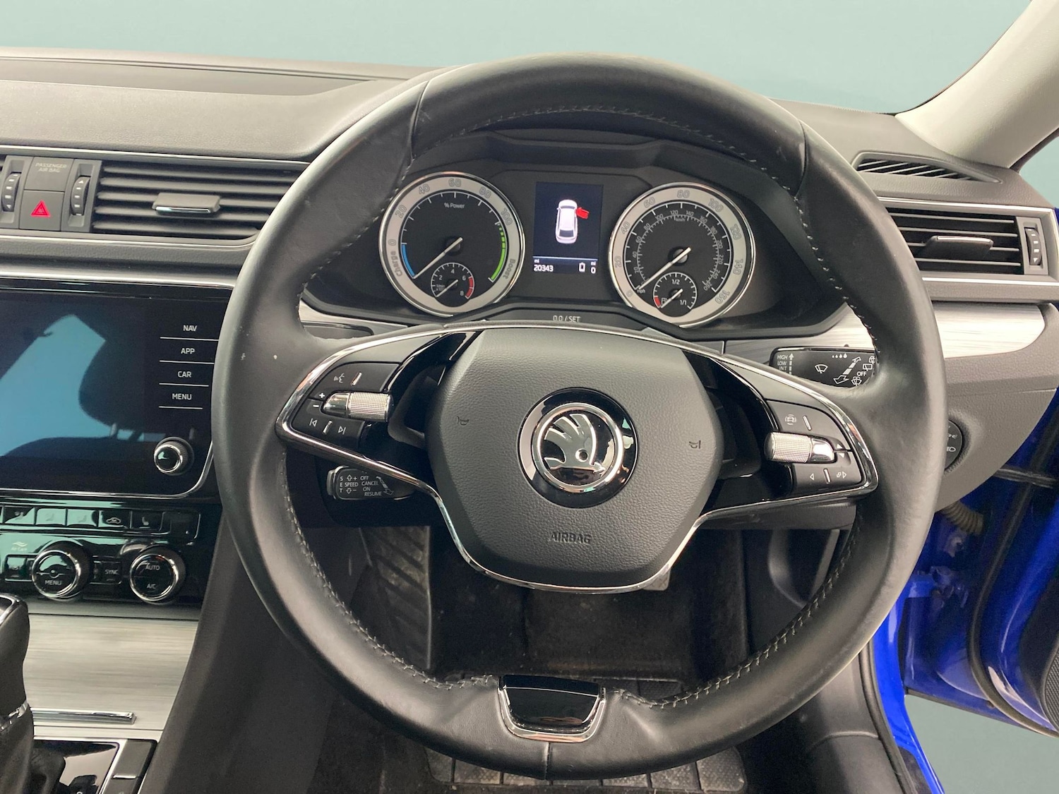 Used Skoda Superb for sale - 76719839: Photo 17