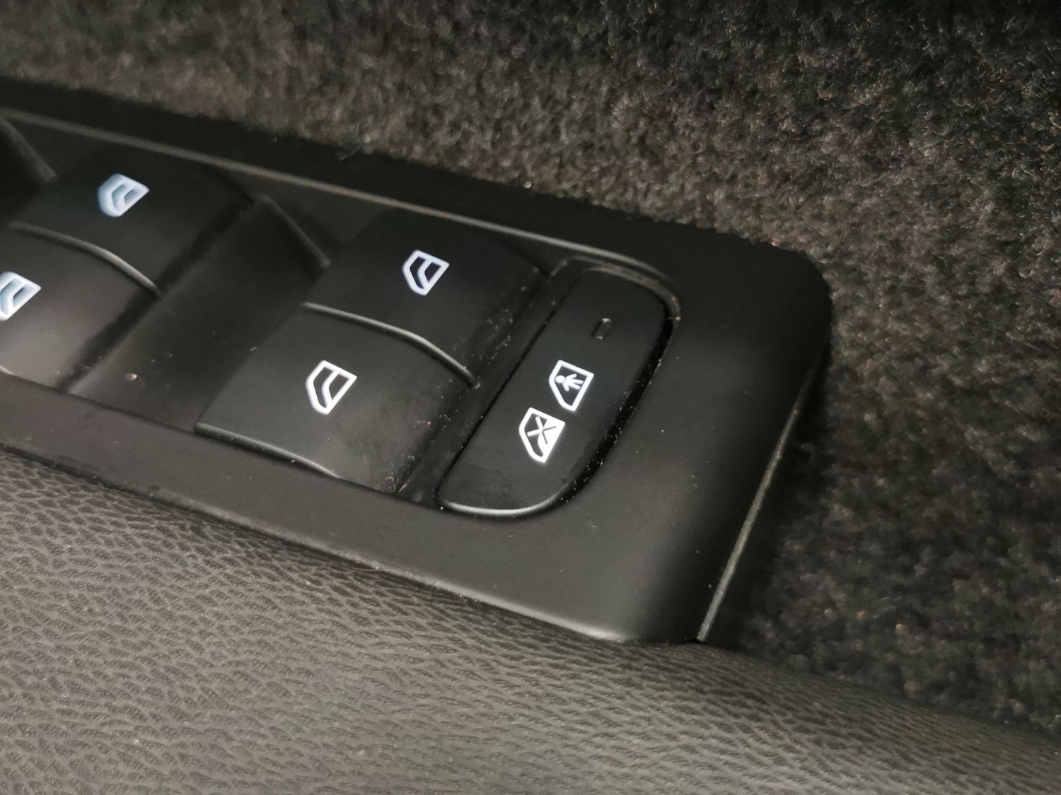 Used Volvo XC40 2022 for sale - 76971741: Photo 14