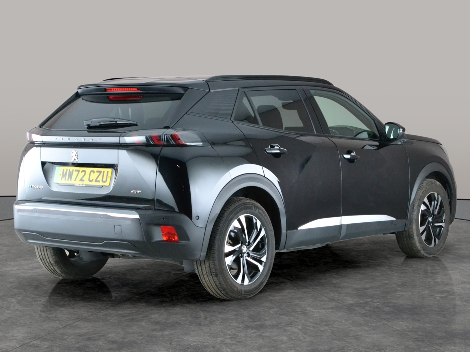 Used Peugeot E-2008 2022 for sale - 77127882: Photo 10