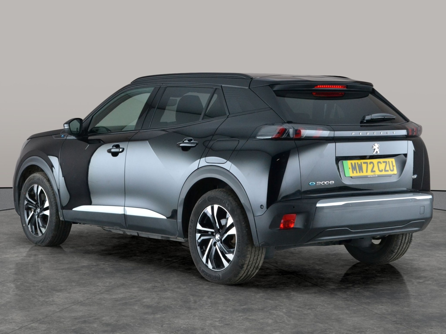 Used Peugeot E-2008 2022 for sale - 77127882: Photo 12