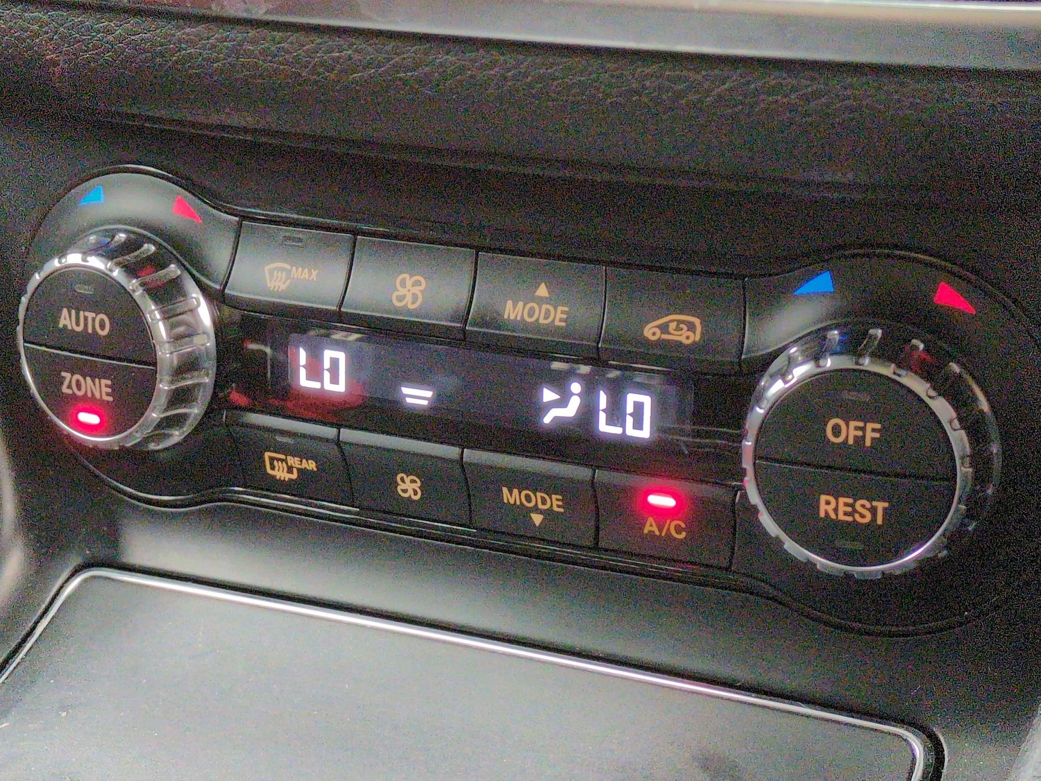 Used Mercedes-Benz CLA 2018 for sale - 76636293: Photo 16