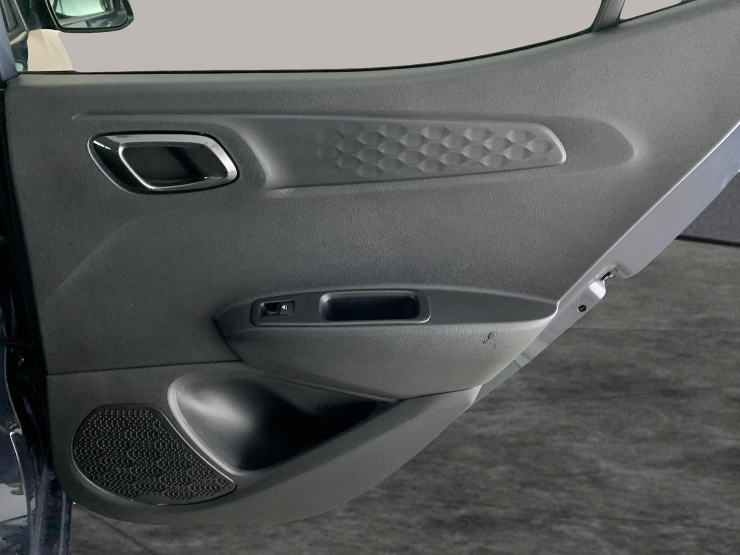 Used Hyundai i10 2022 for sale - 77079337: Photo 23