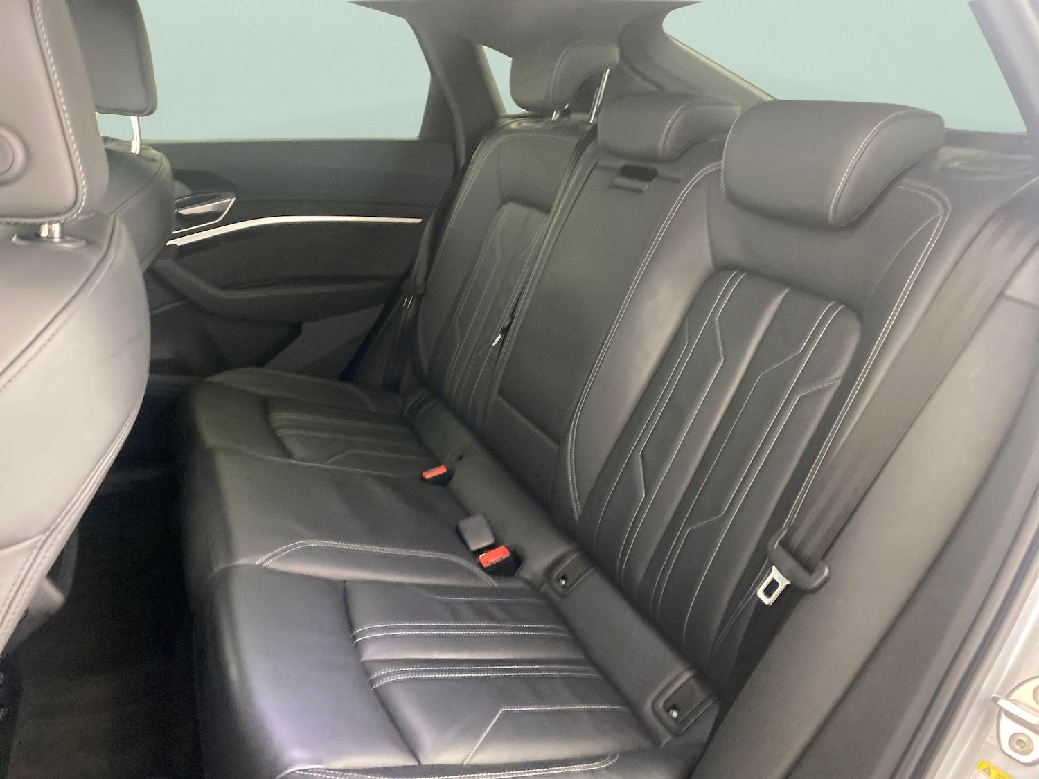 Used Audi e-tron 2023 for sale - 77354097: Photo 26