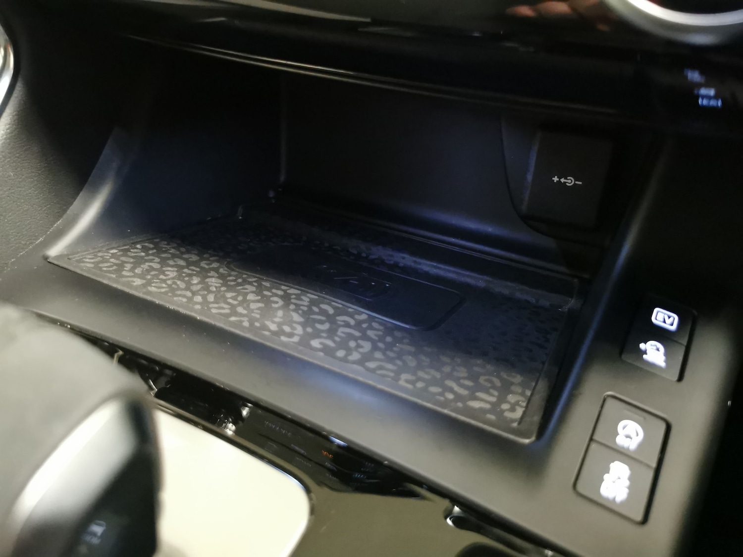 Used Jaguar E-Pace 2022 for sale - 76808160: Photo 17