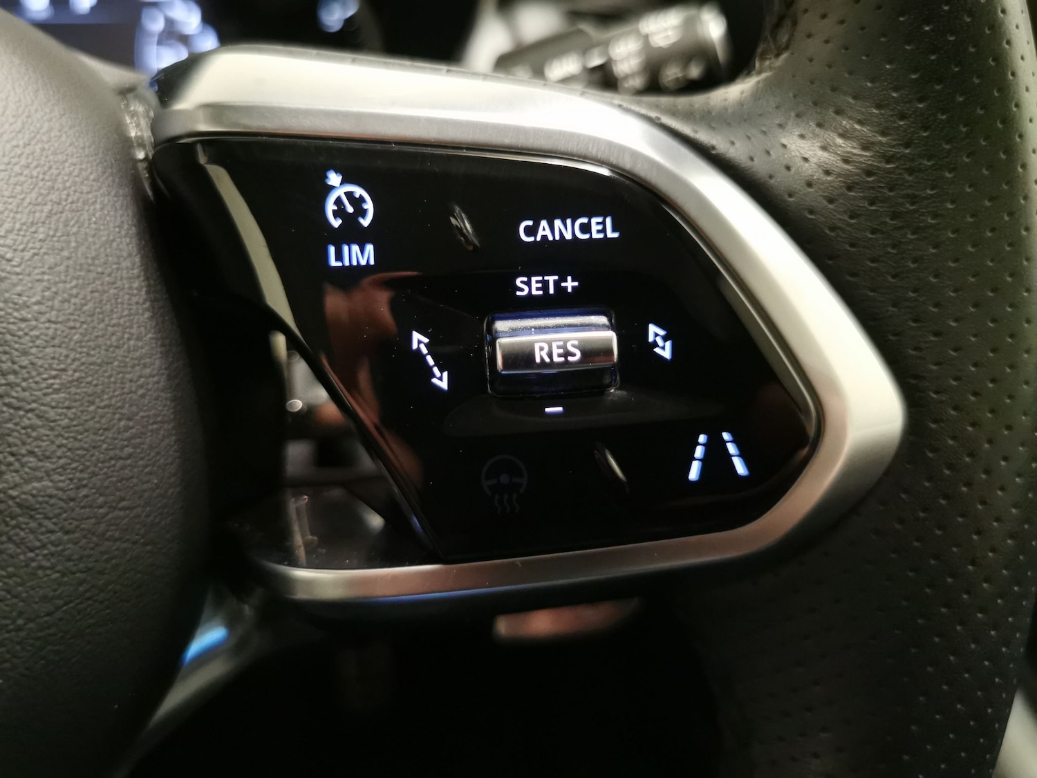 Used Jaguar E-Pace 2022 for sale - 76808160: Photo 19