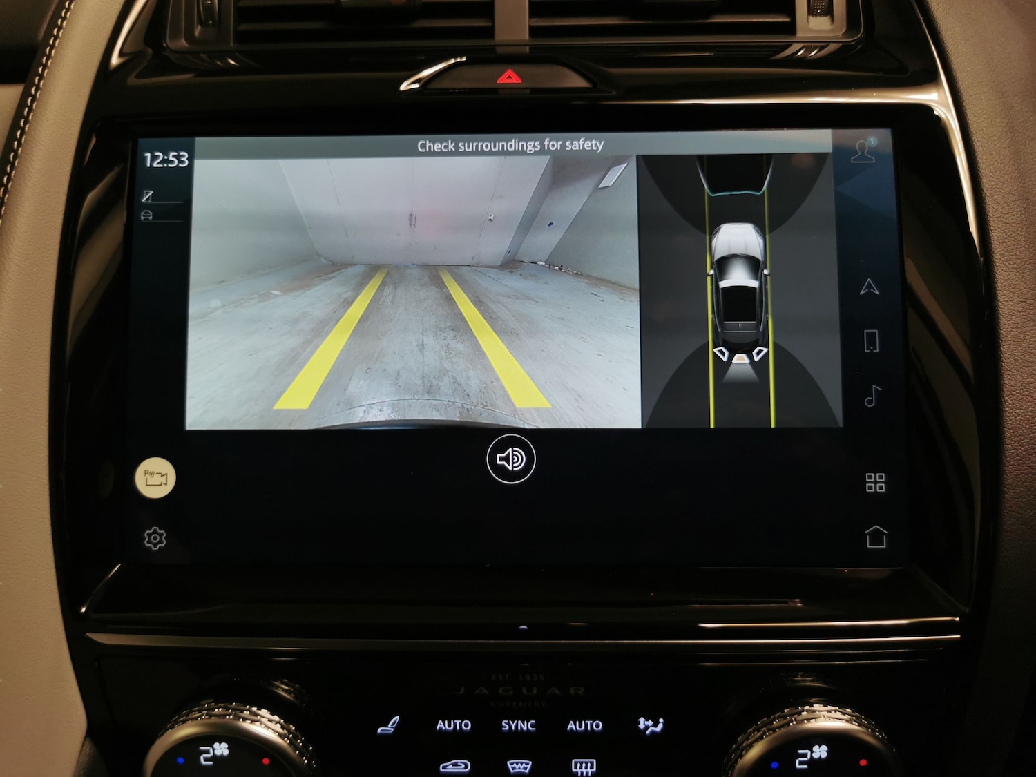 Used Jaguar E-Pace 2022 for sale - 76808160: Photo 5