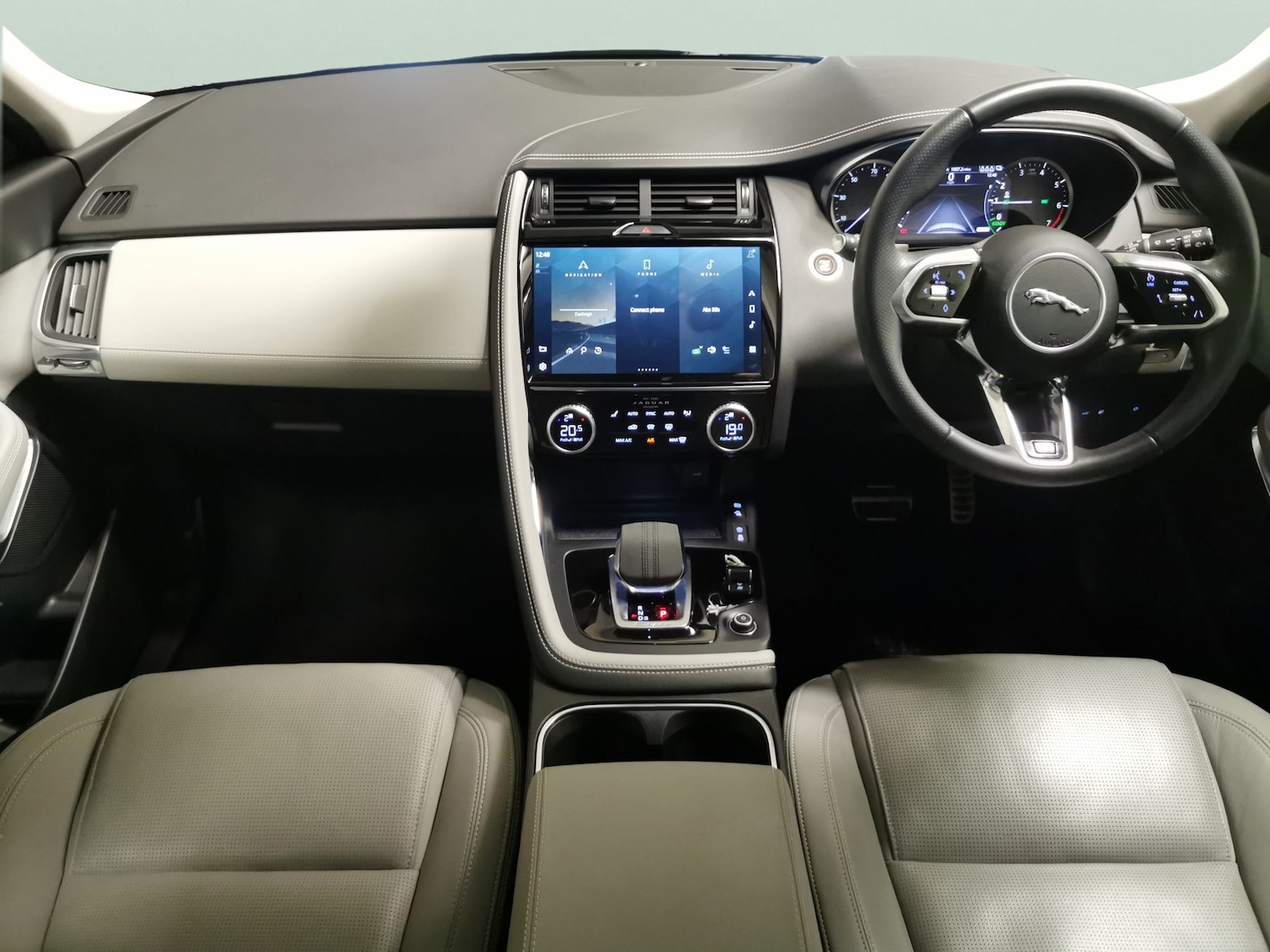 Used Jaguar E-Pace 2022 for sale - 76808160: Photo 7