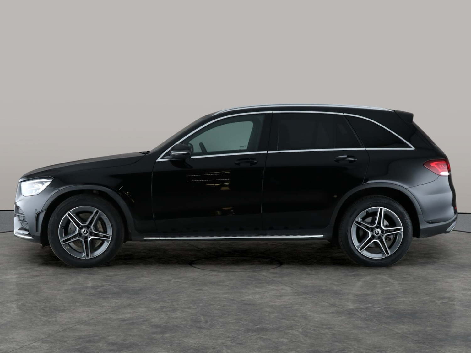 Used Mercedes-Benz GLC 2019 for sale - 76144003: Photo 17