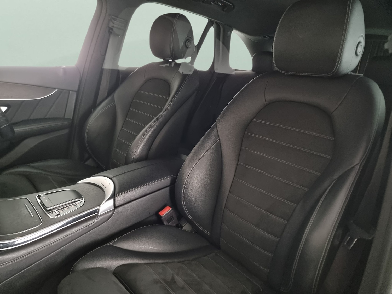 Used Mercedes-Benz GLC 2019 for sale - 76144003: Photo 18