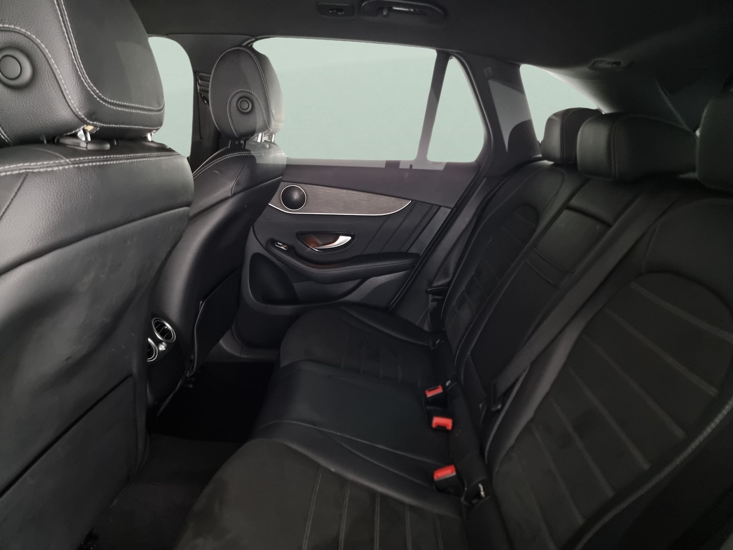 Used Mercedes-Benz GLC 2019 for sale - 76144003: Photo 33