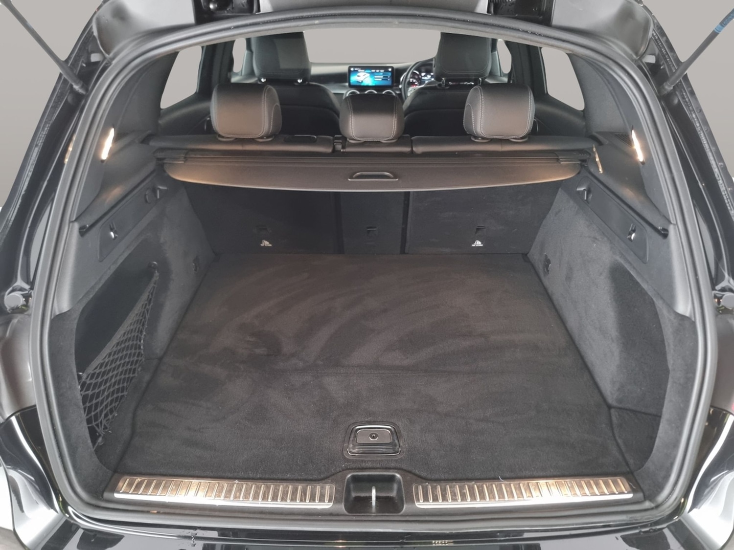 Used Mercedes-Benz GLC 2019 for sale - 76144003: Photo 42